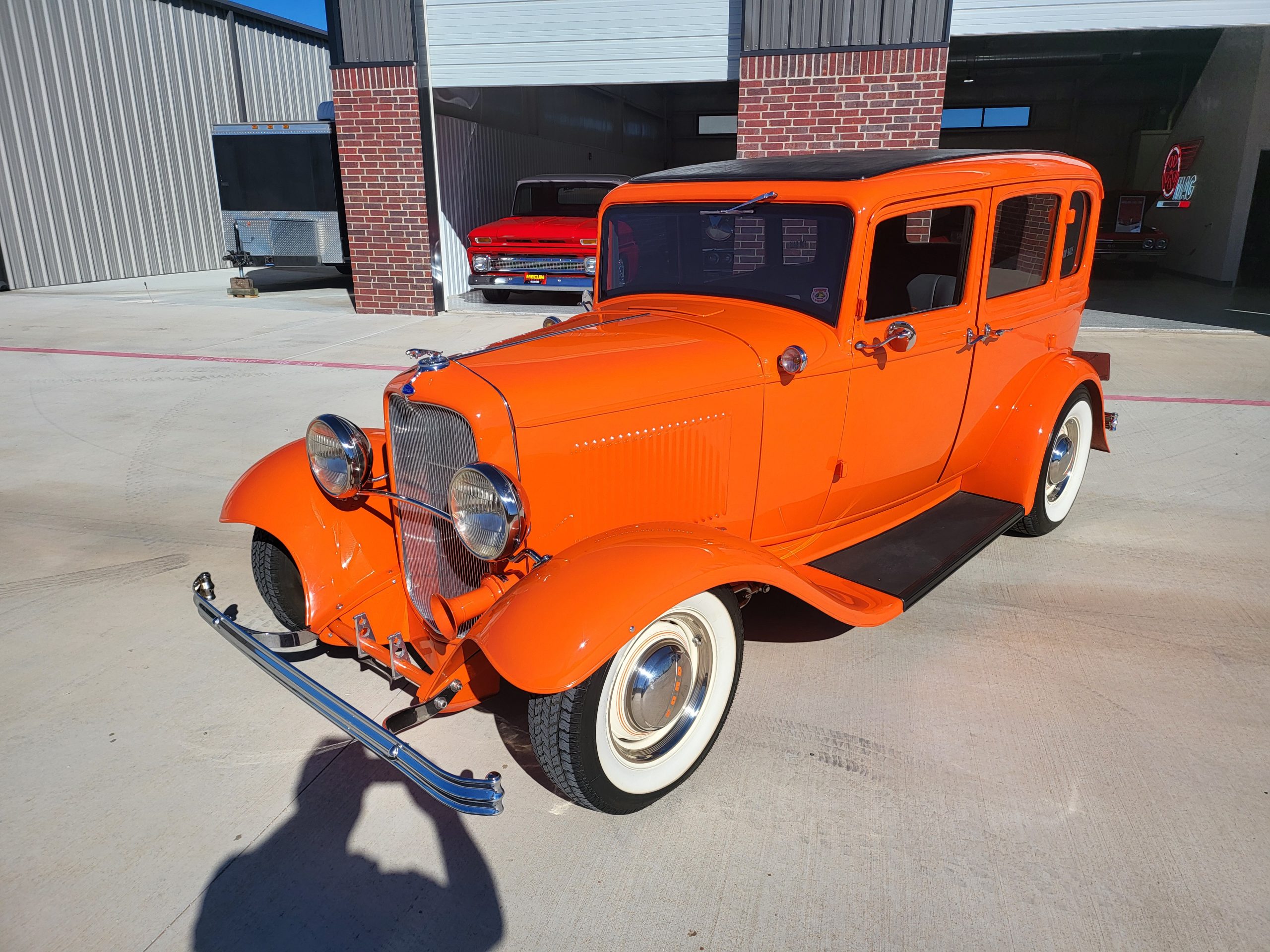 
								1932 Ford Custom Streetrod full									