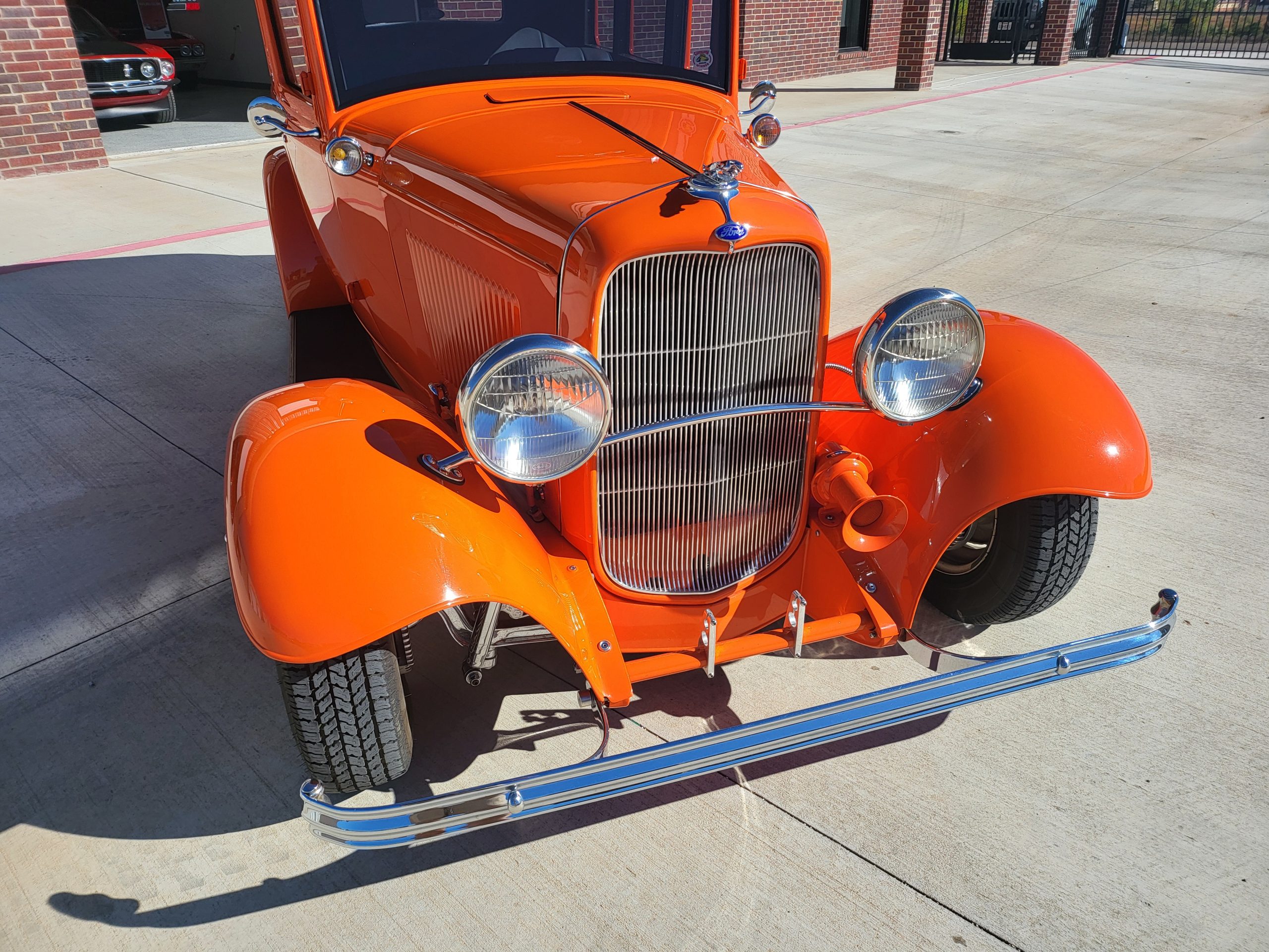 
								1932 Ford Custom Streetrod full									