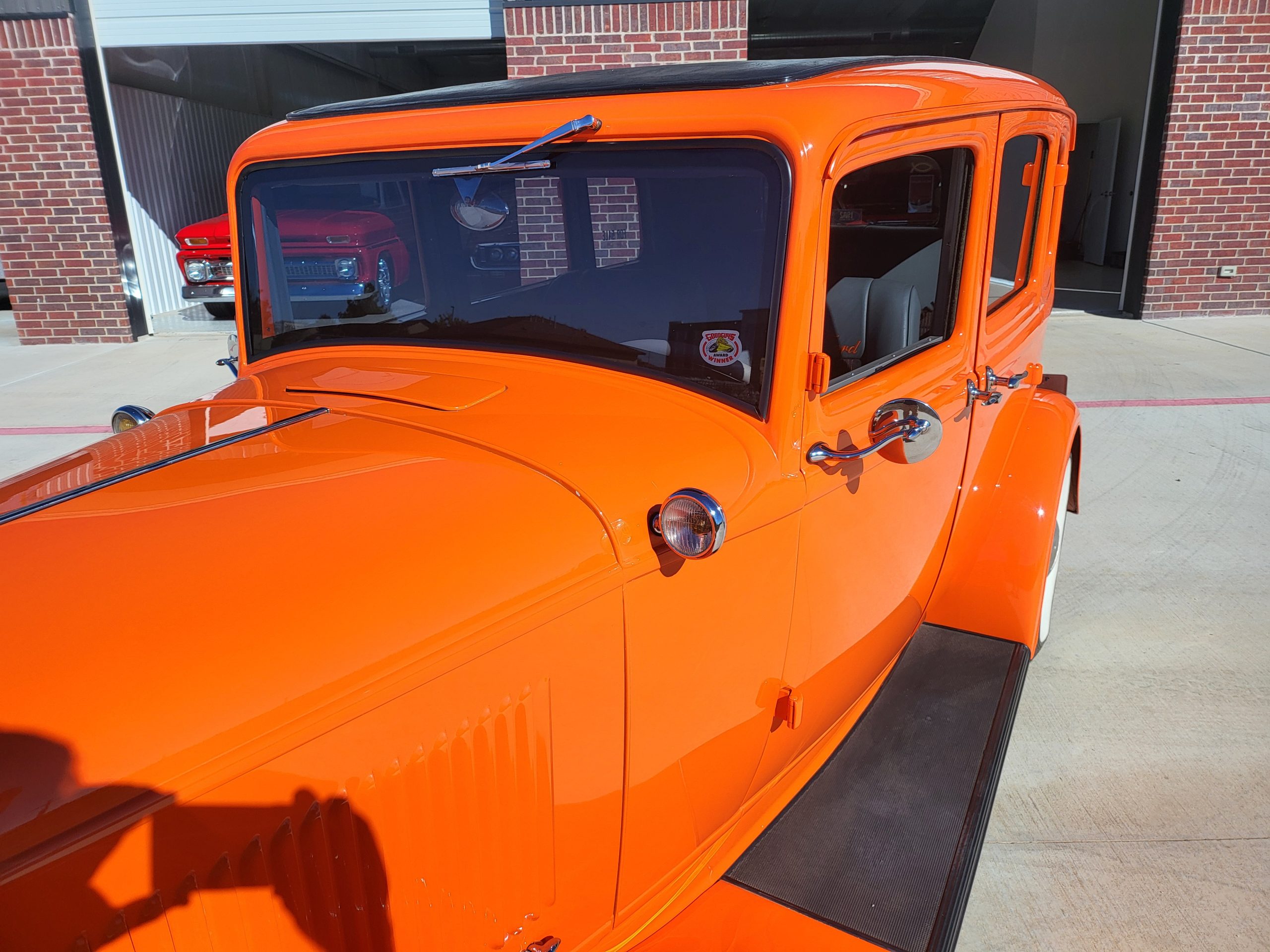 
								1932 Ford Custom Streetrod full									
