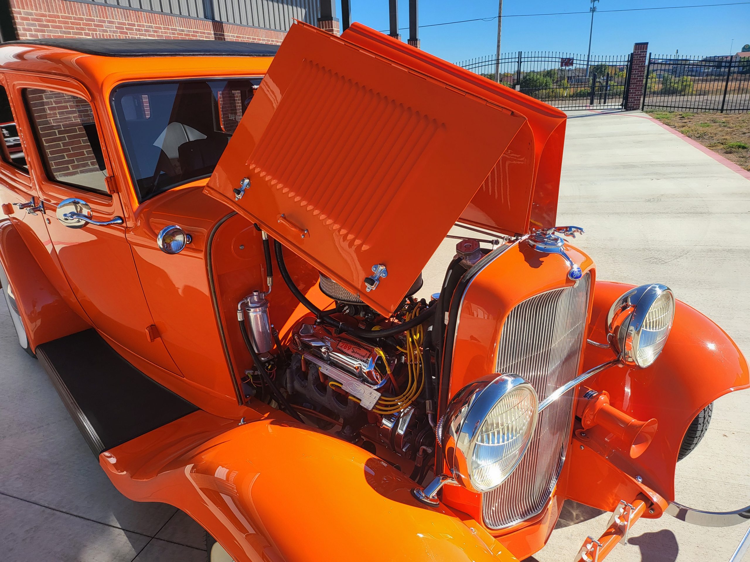
								1932 Ford Custom Streetrod full									