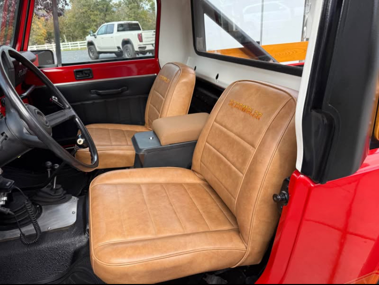 
								1982 Jeep CJ8 Scrambler full									