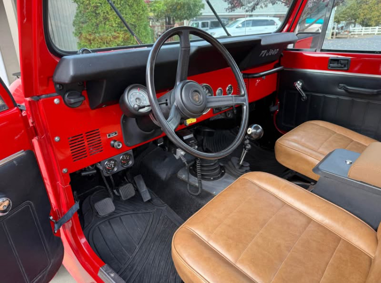 
								1982 Jeep CJ8 Scrambler full									
