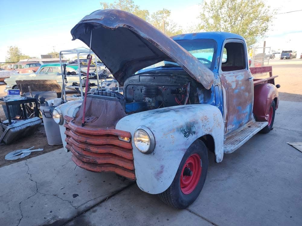 
								1948 Chevrolet 1/2T Pickup full									