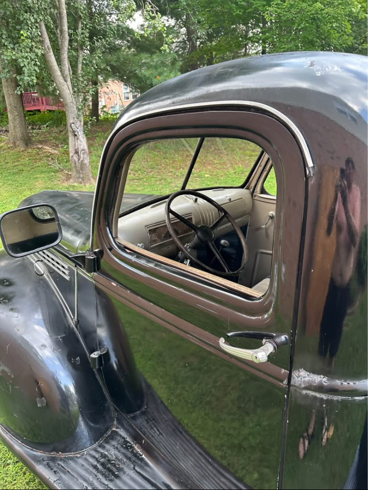 
								1941 Chevrolet 1/2T Pickup full									