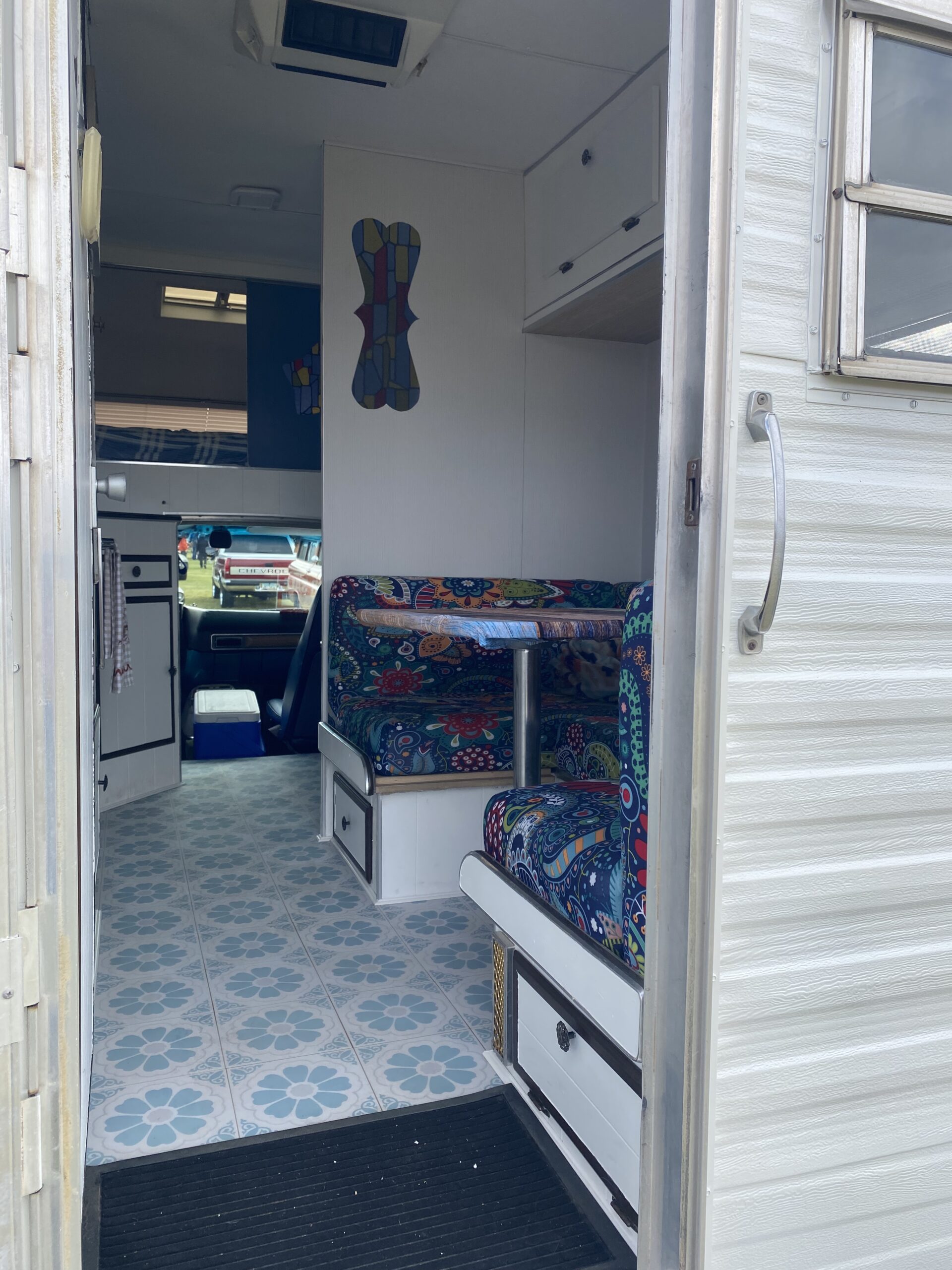
								1973 GMC Sierra Camper Special full									