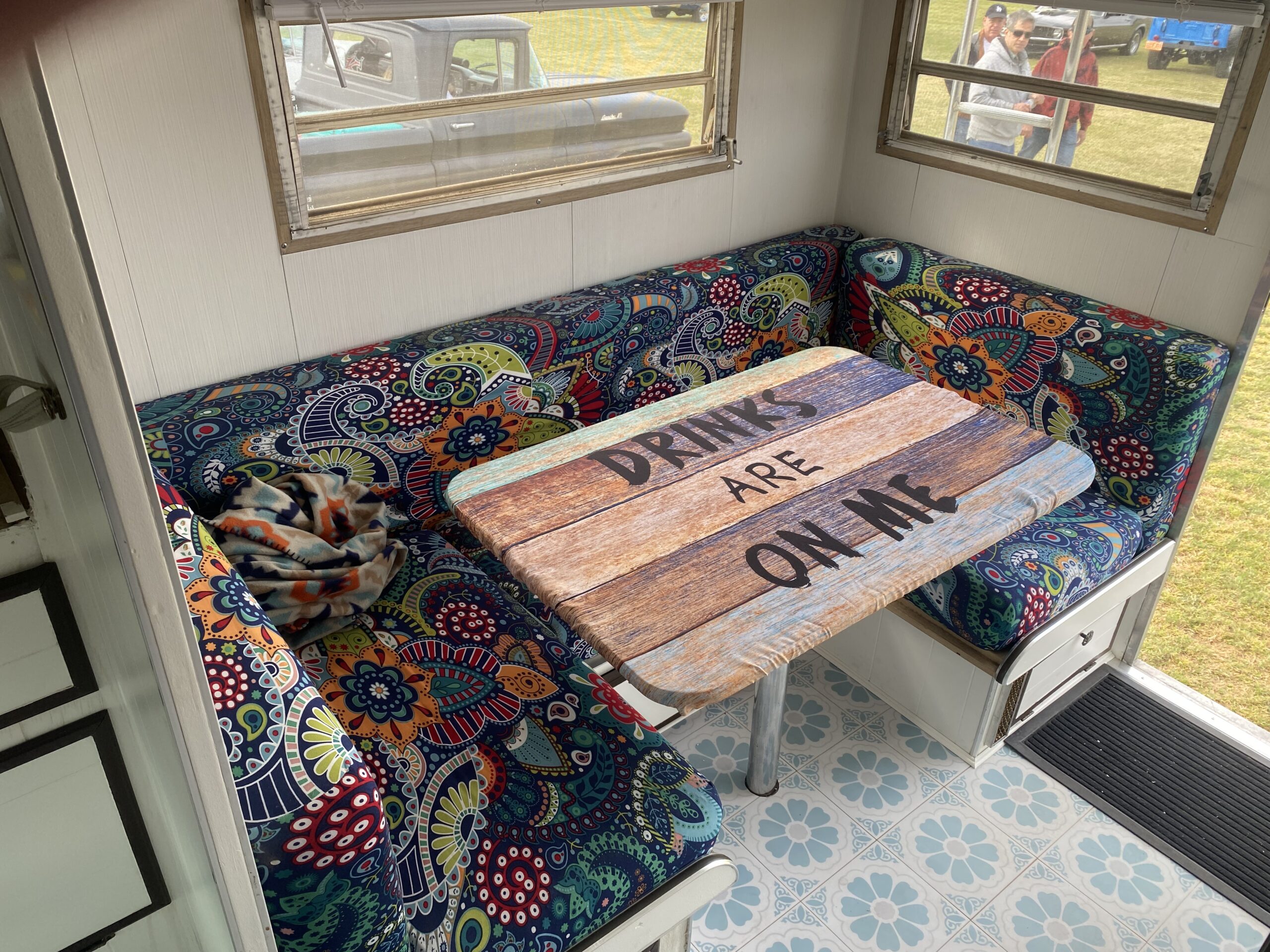 
								1973 GMC Sierra Camper Special full									