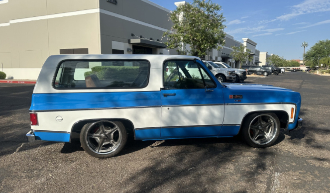 
								1974 Chevrolet K5 Blazer Custom full									
