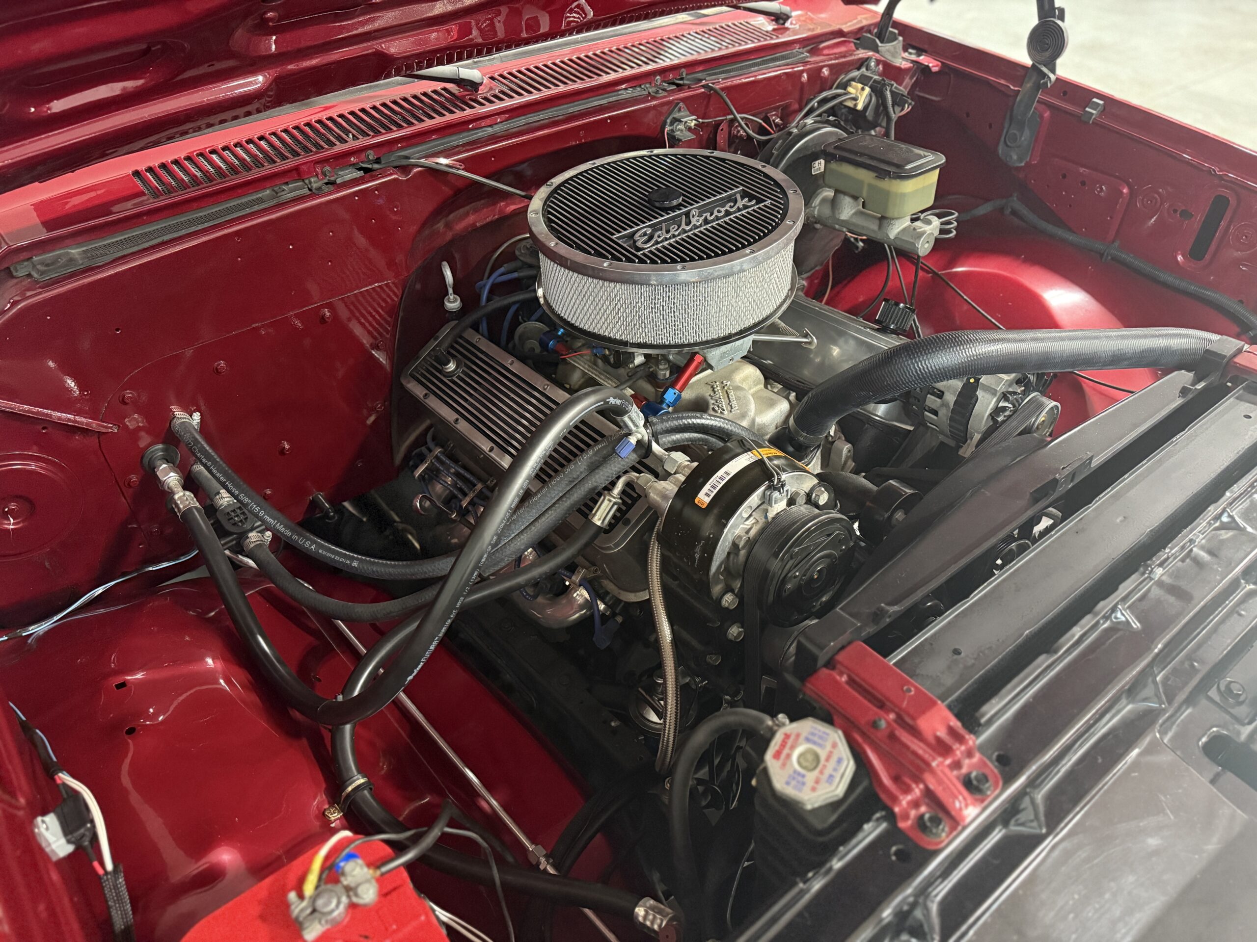 
								1982 Chevrolet C10 Stepside full									