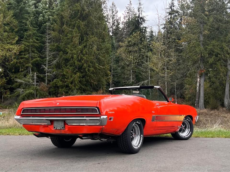 
								1970 Ford Torino GT Convertible full									