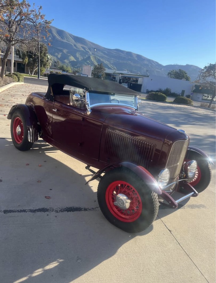 
								1932 Ford Roadster full									