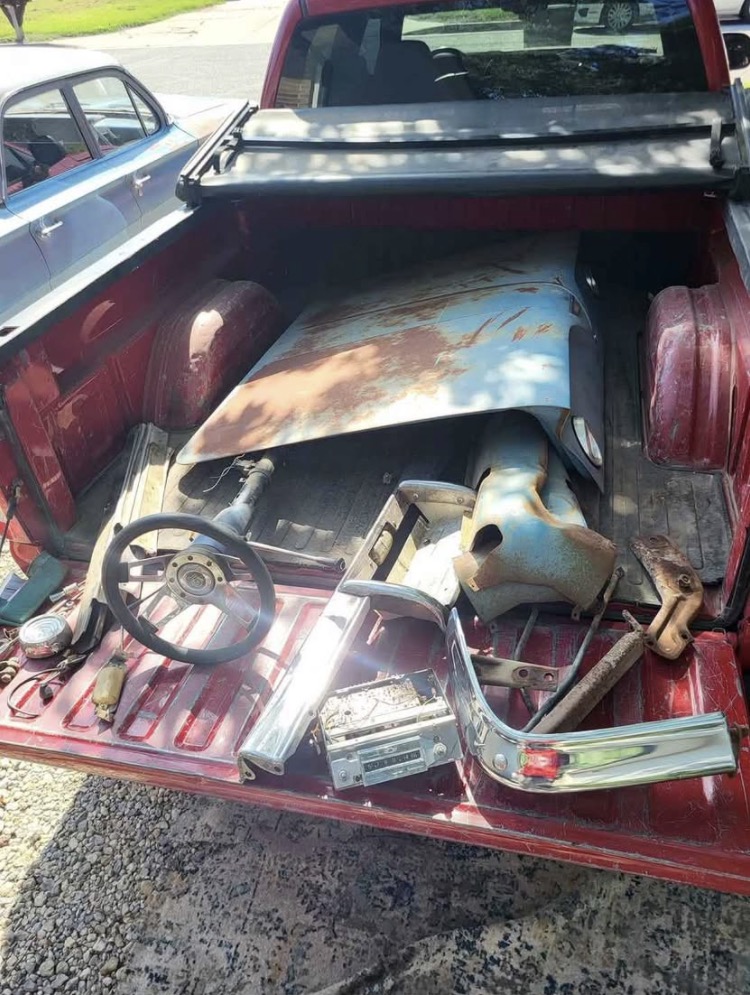 
								1961 Chevrolet Biscayne full									