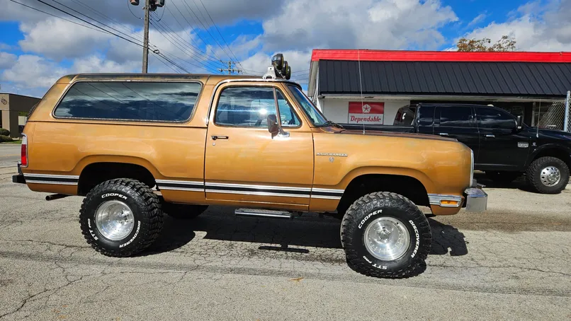
								1979 Dodge RAMCHARGER full									