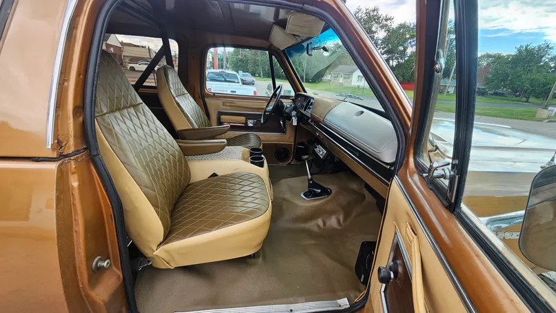 
								1979 Dodge RAMCHARGER full									