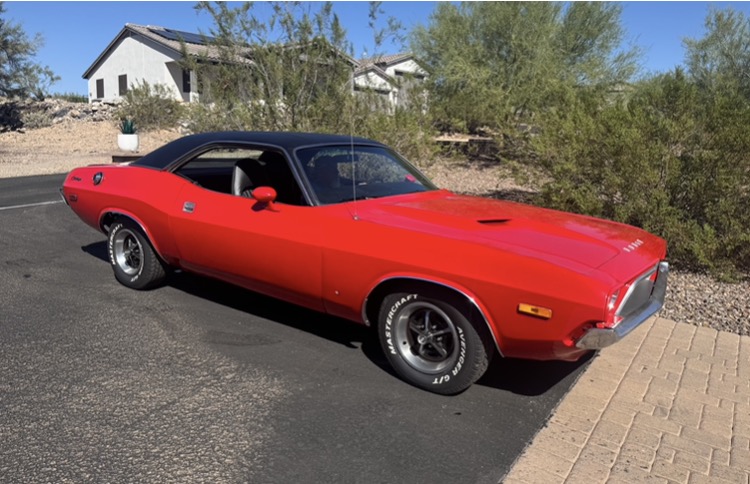 
								1974 Dodge Challenger full									