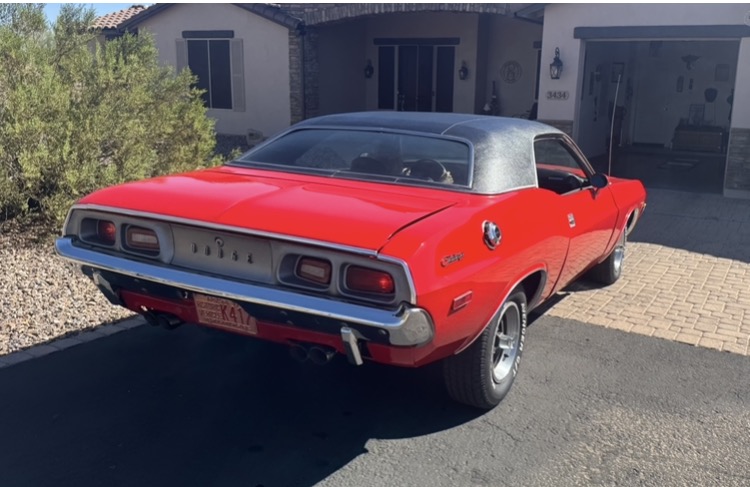 
								1974 Dodge Challenger full									
