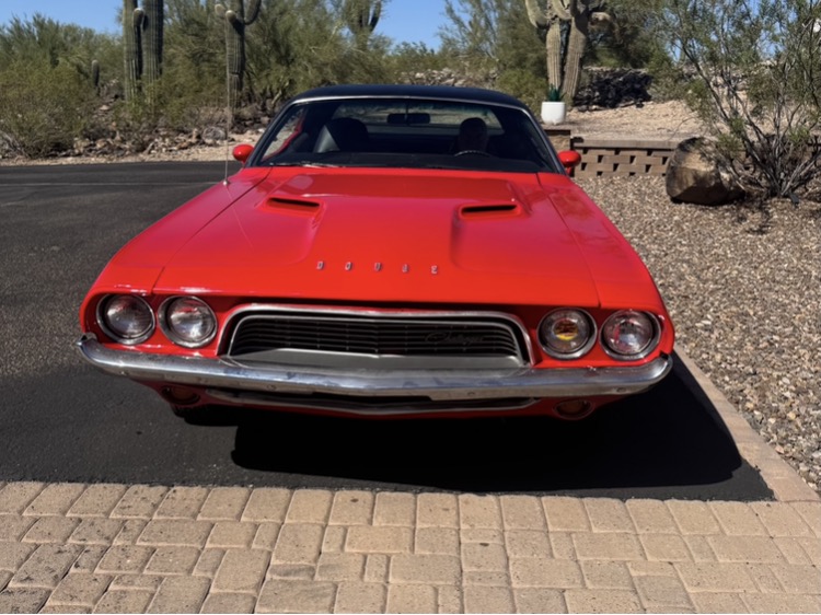 
								1974 Dodge Challenger full									