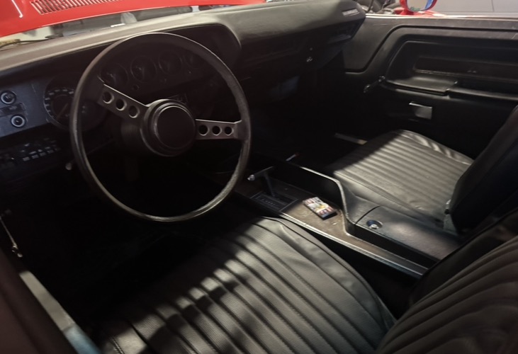 
								1974 Dodge Challenger full									