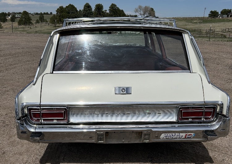 
								1966 Chrysler Town & Country full									