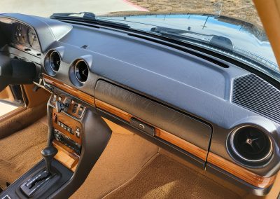 
								1981 Mercedes-Benz 300D full									