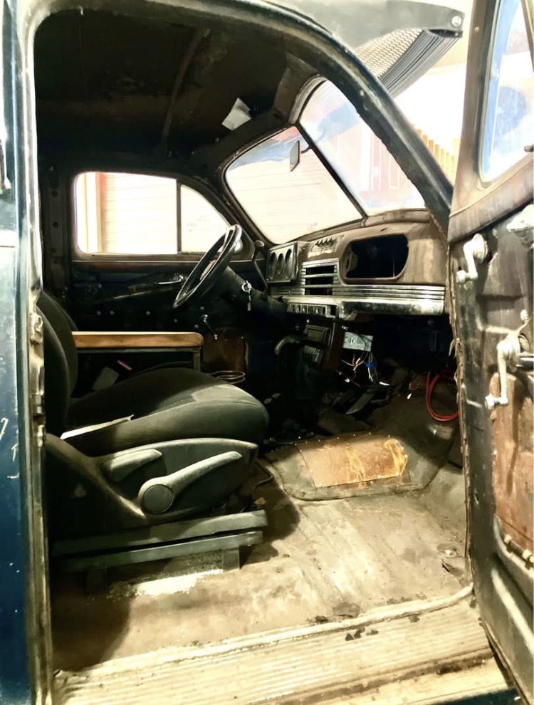 
								1948 Oldsmobile 4×4 full									