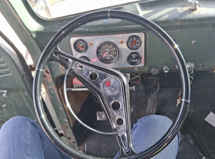 
								1941 International KB5 Rollback full									