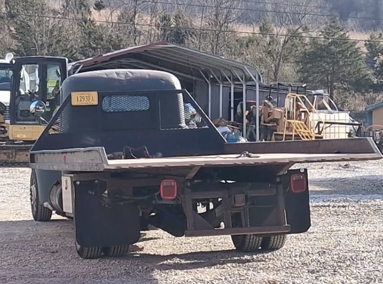 
								1941 International KB5 Rollback full									