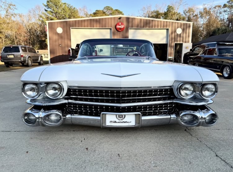 
								1959 Cadillac Series 62 full									