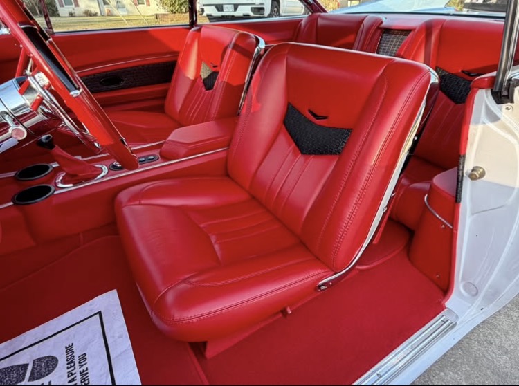 
								1959 Cadillac Series 62 full									
