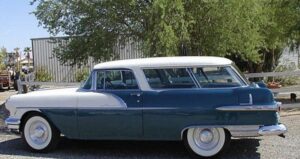1956 Pontiac Star Chief Safari