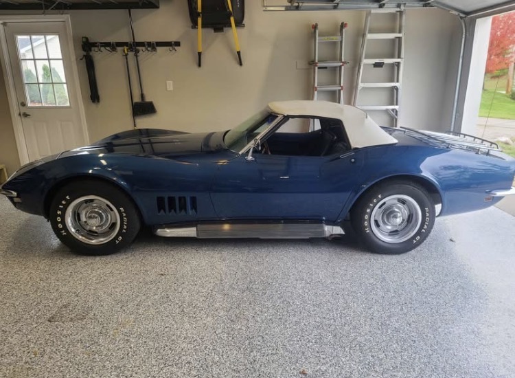 
								1968 Chevrolet Corvette Convertible full									