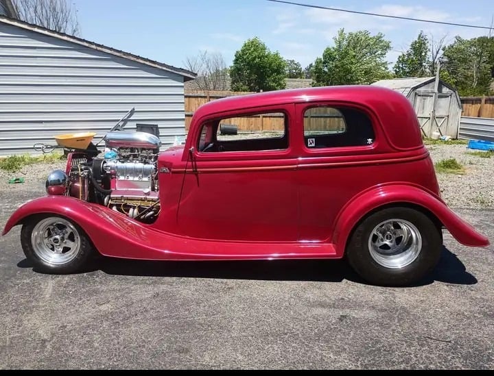 
								1933 Ford Victoria full									