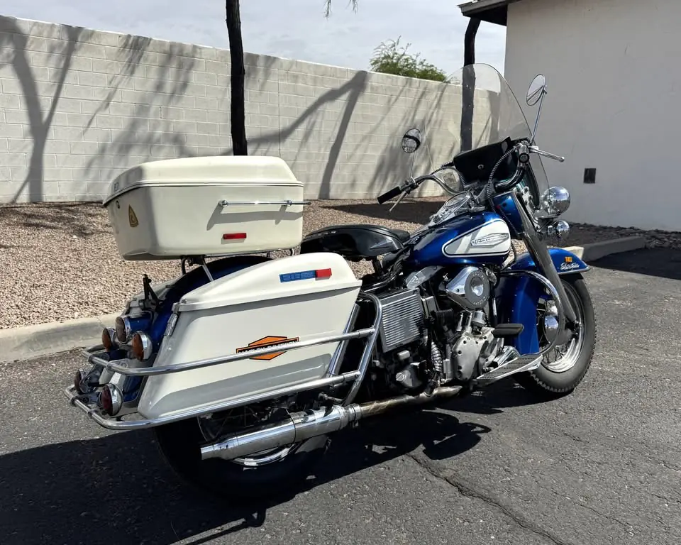 
								1967 Harley Davidson FLH Shovelhead full									