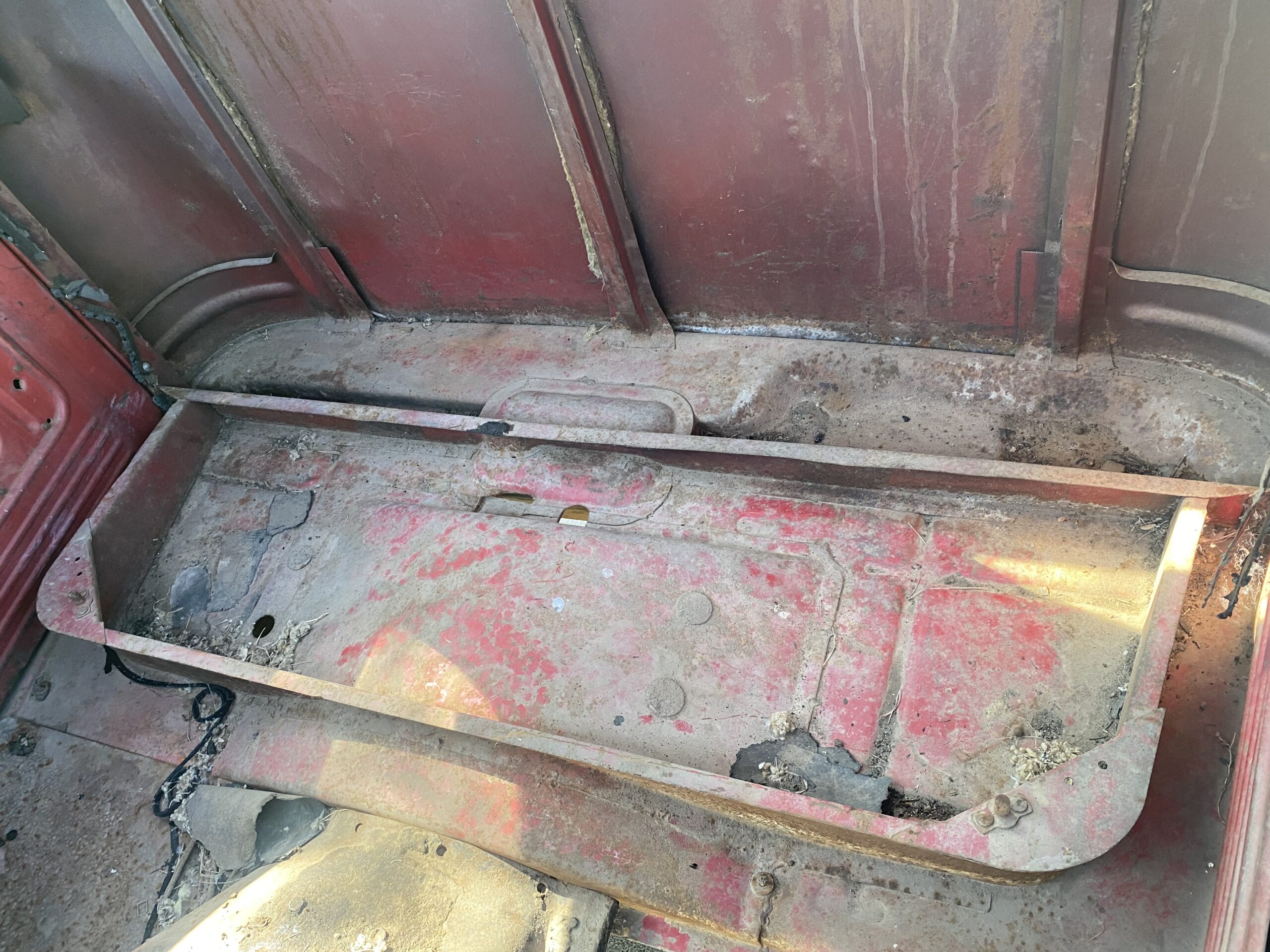 
								1948 Dodge Power Wagon Cab full									