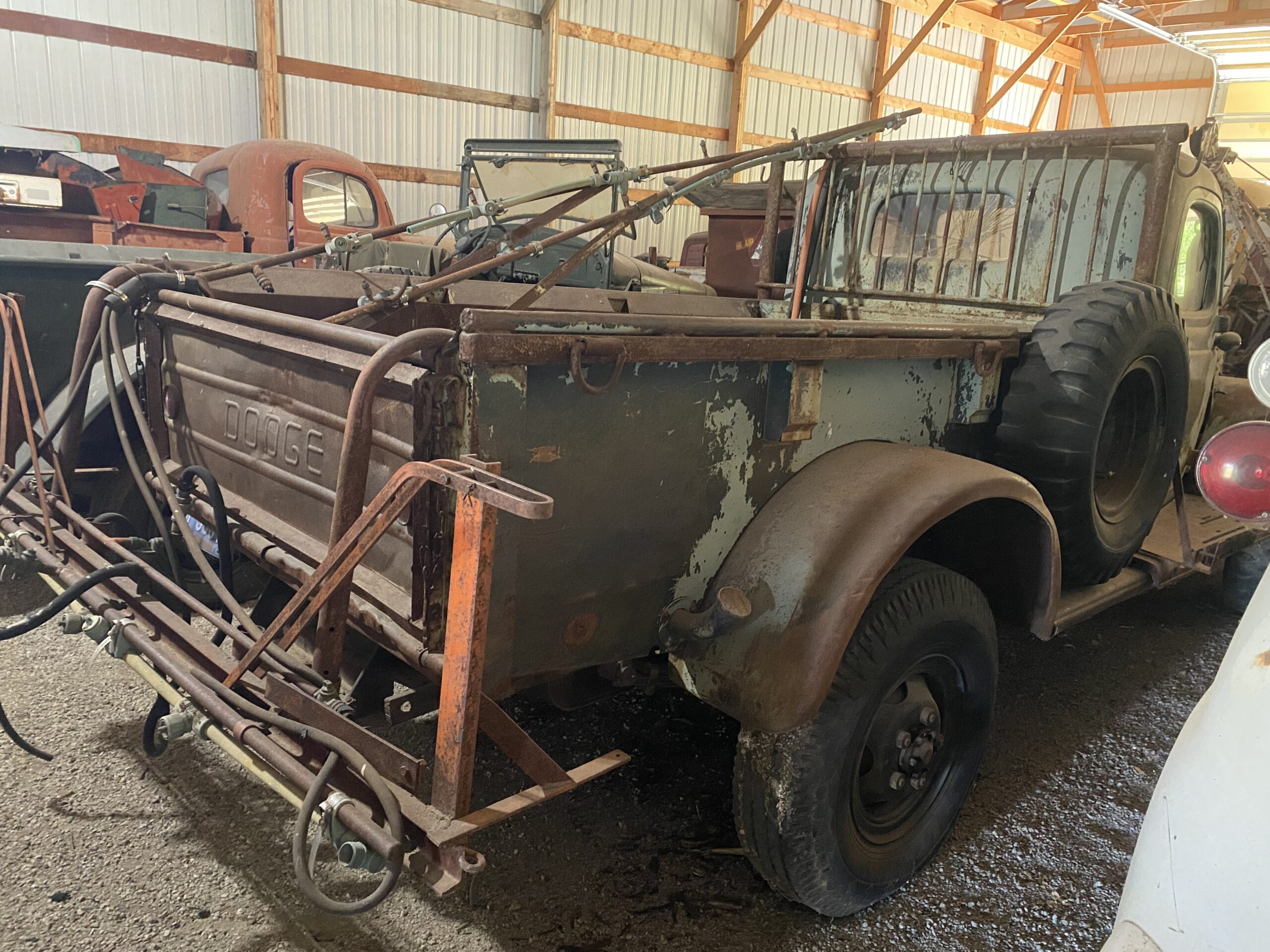 
								1946 Dodge Power Wagon full									