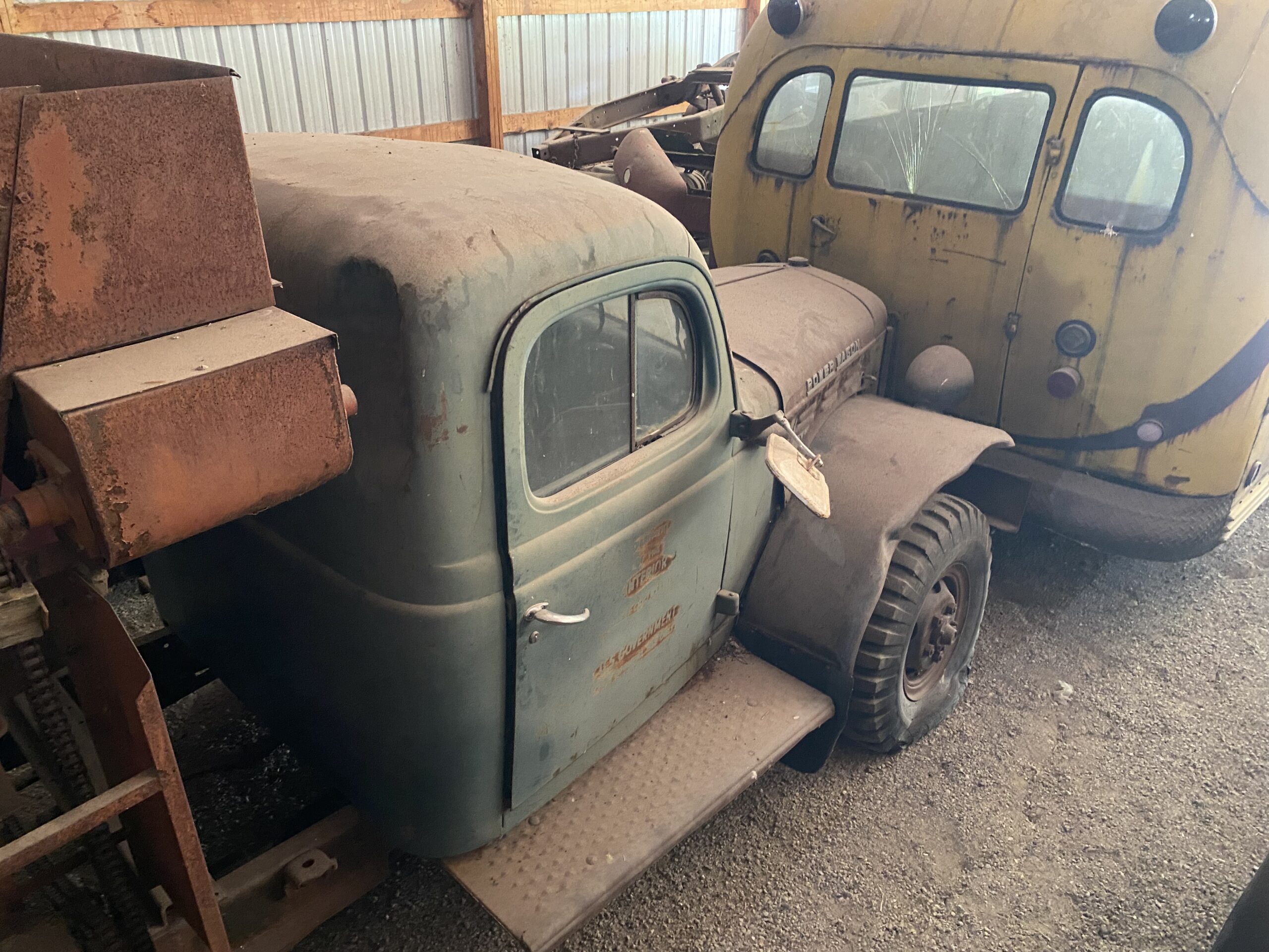 
								1954 Dodge Power Wagon full									