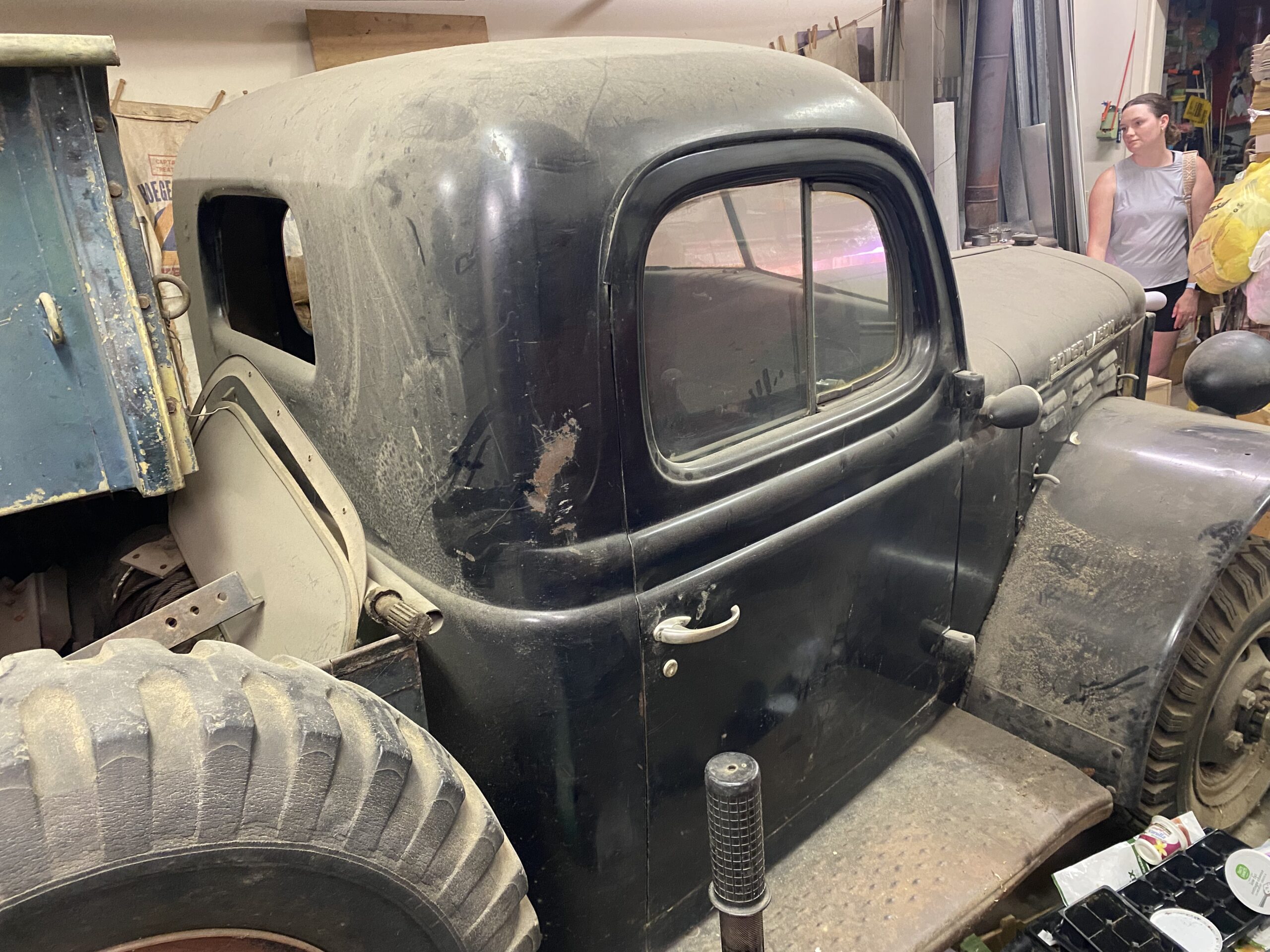
								1947 Dodge Power Wagon full									