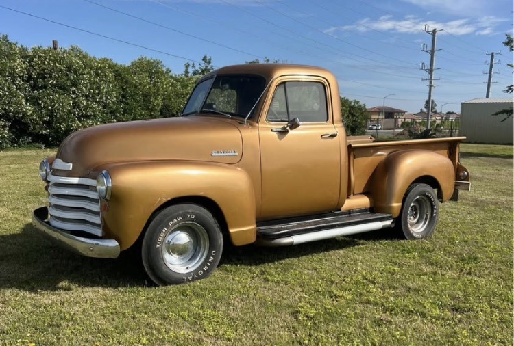 
								1952 Chevrolet 3100 full									