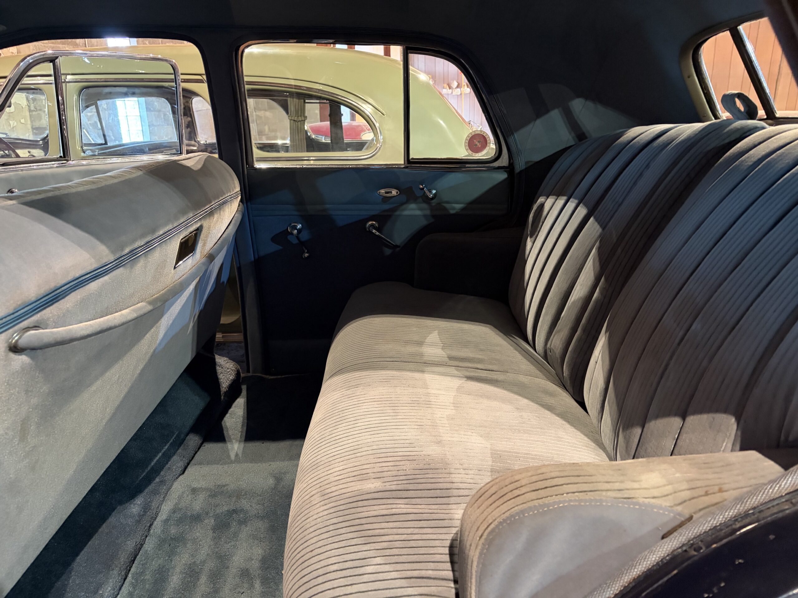 
								1938 Cadillac Sixty Special Sedan full									