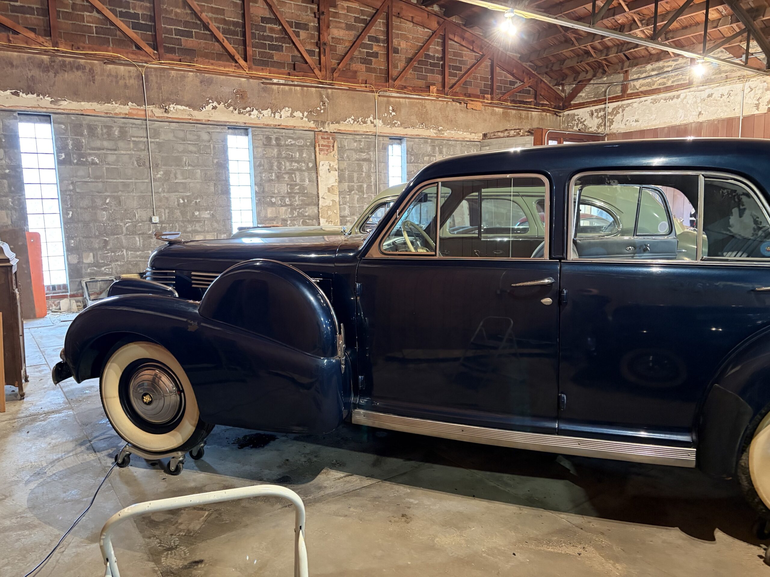 
								1938 Cadillac Sixty Special Sedan full									