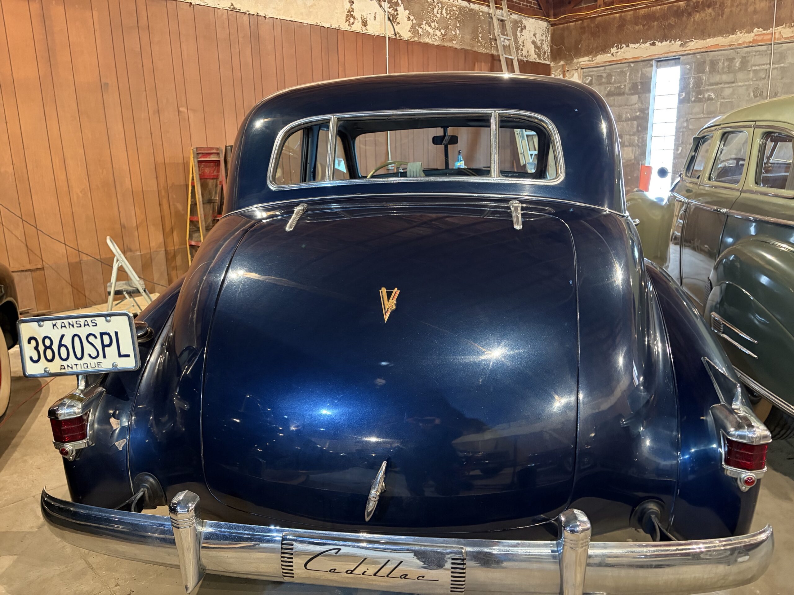 
								1938 Cadillac Sixty Special Sedan full									