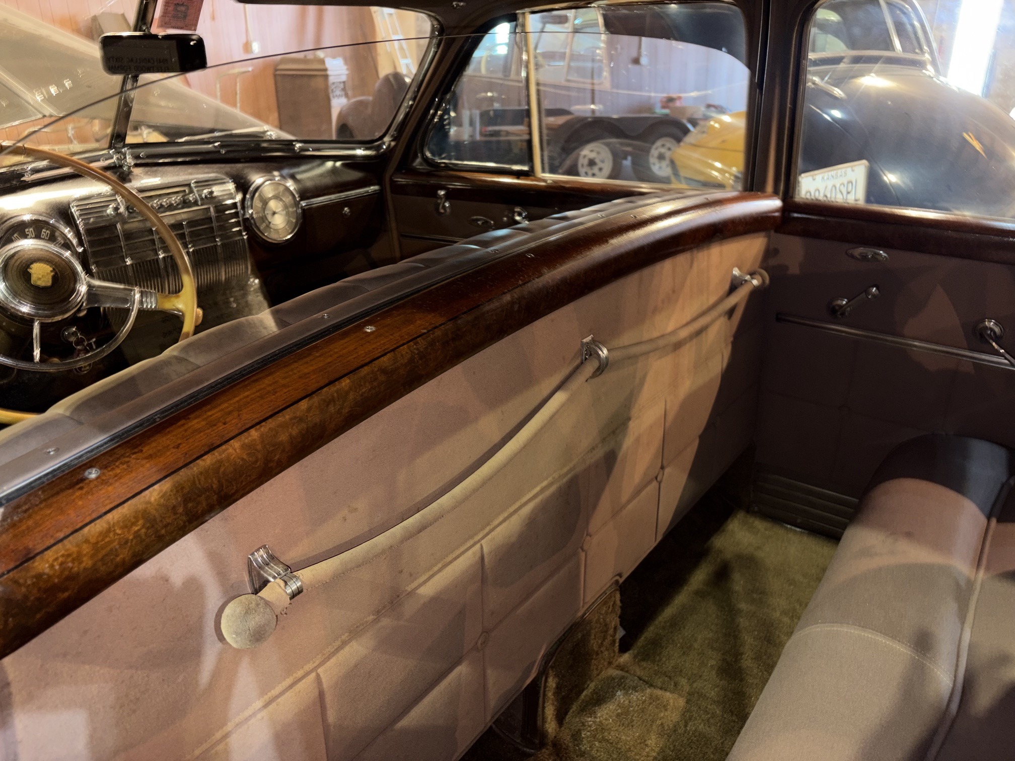 
								1941 Cadillac Series 60 Formal Sedan full									