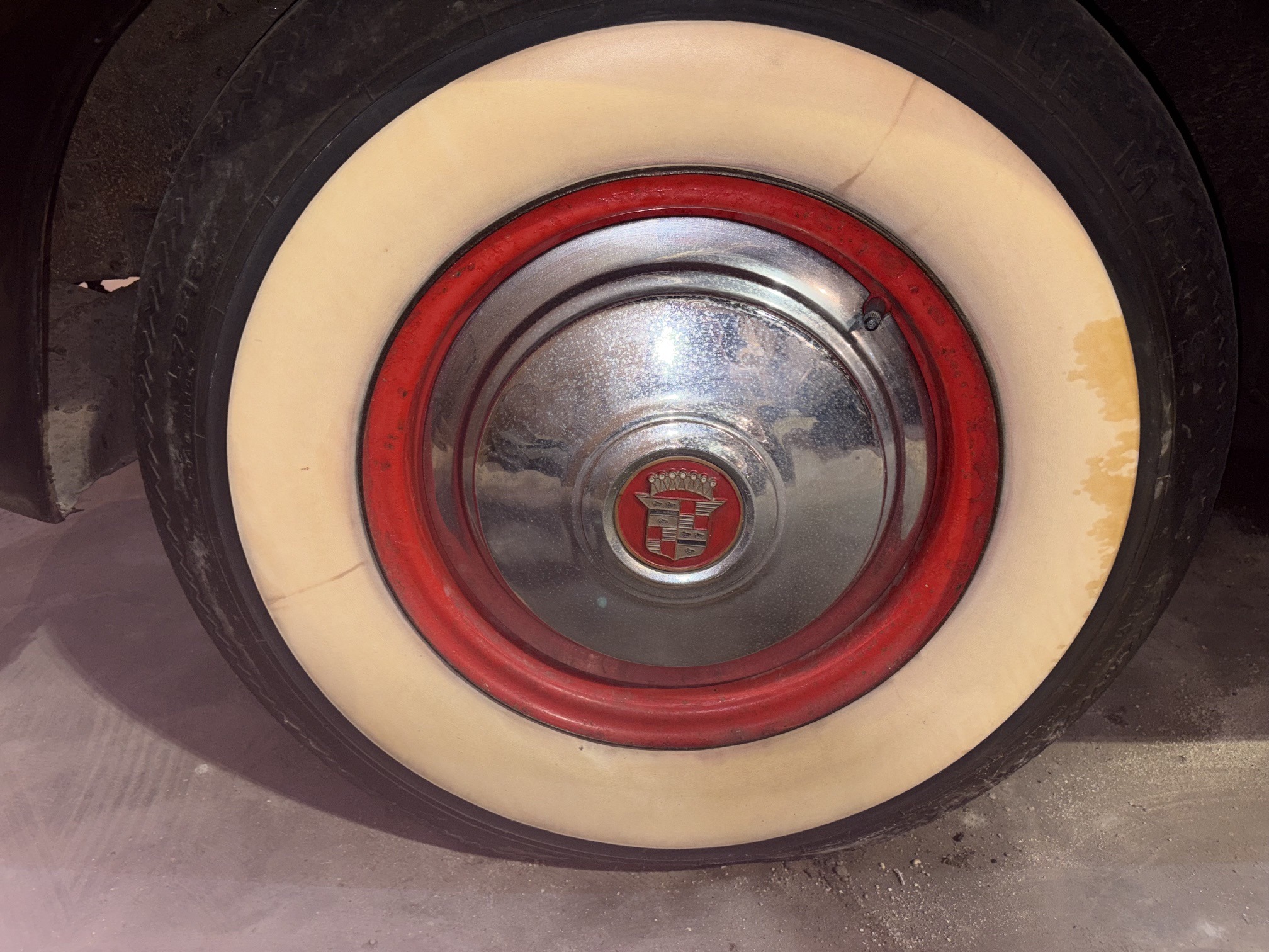 
								1941 Cadillac Series 60 Formal Sedan full									