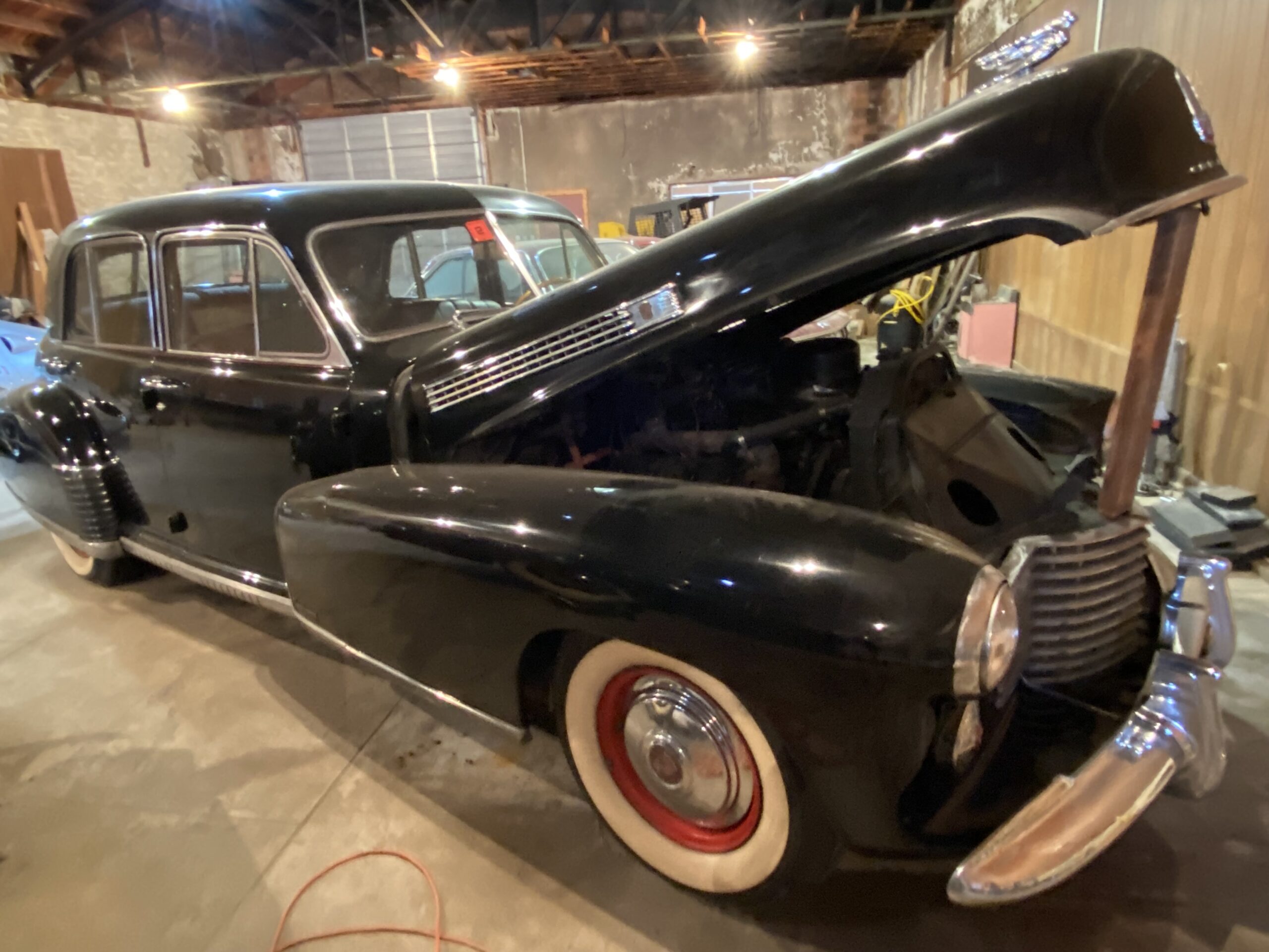 
								1941 Cadillac Series 60 Formal Sedan full									