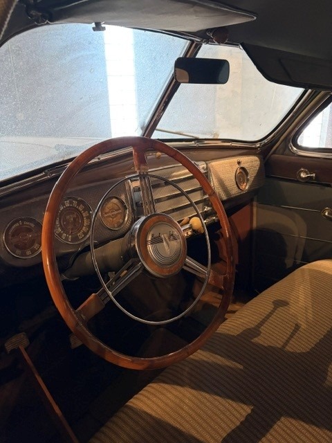 
								1941 Buick Model 91 Limited full									
