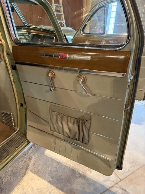 
								1941 Buick Model 91 Limited full									