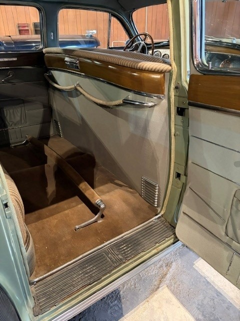 
								1941 Buick Model 91 Limited full									