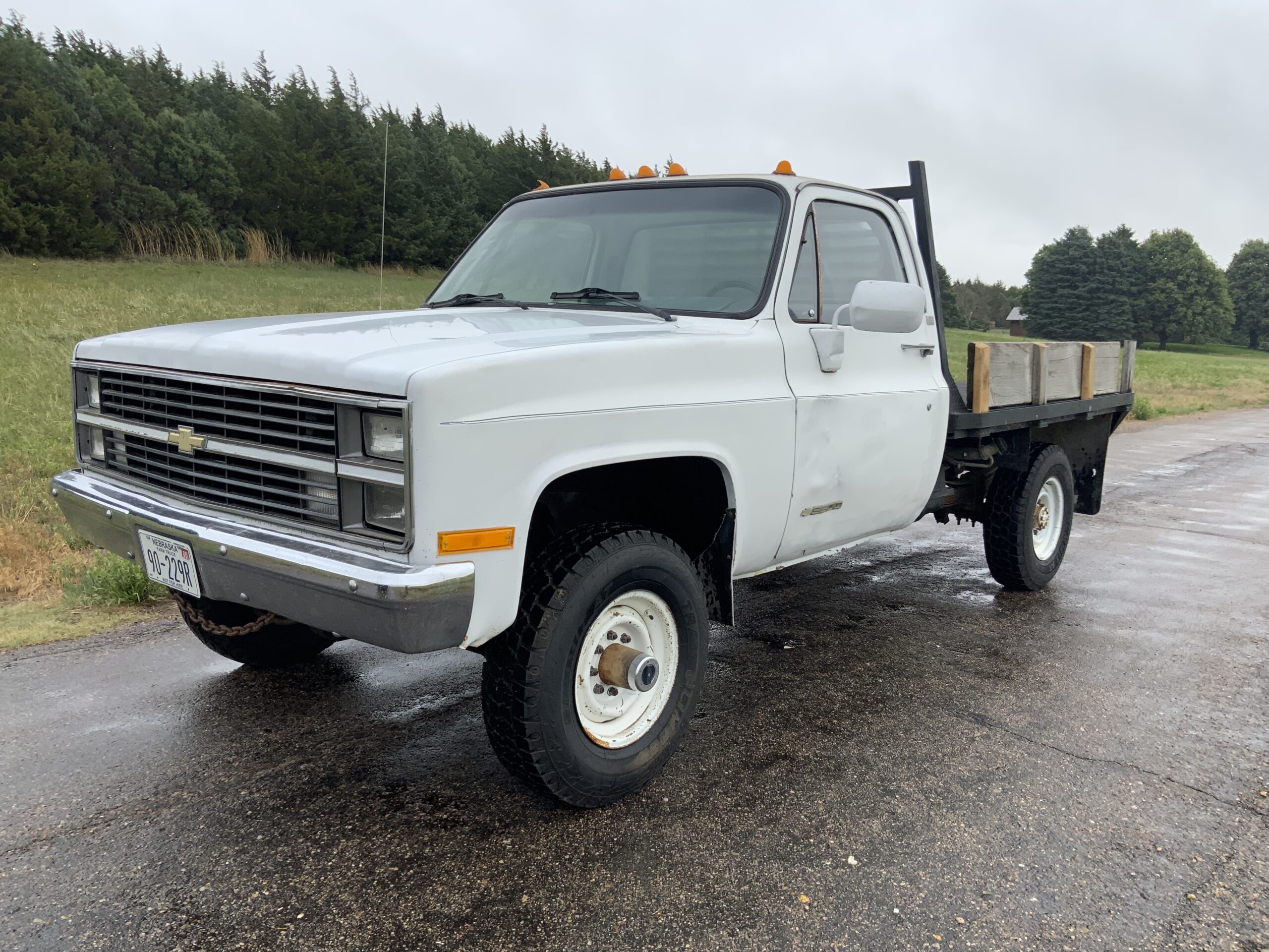 1989 Chevrolet 3500 Flatbed Truck