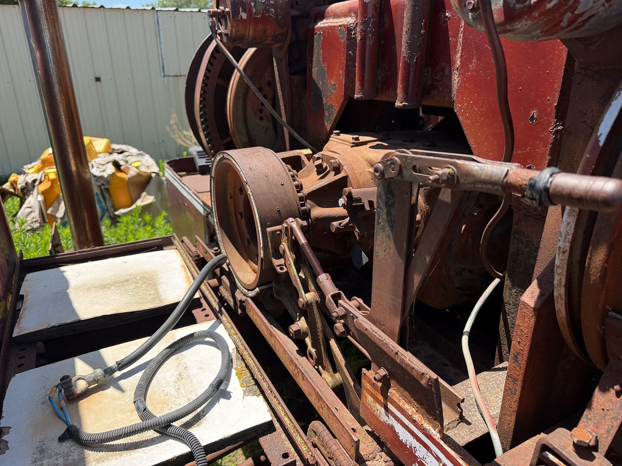 
								1957 Mack B61 Tow Truck full									