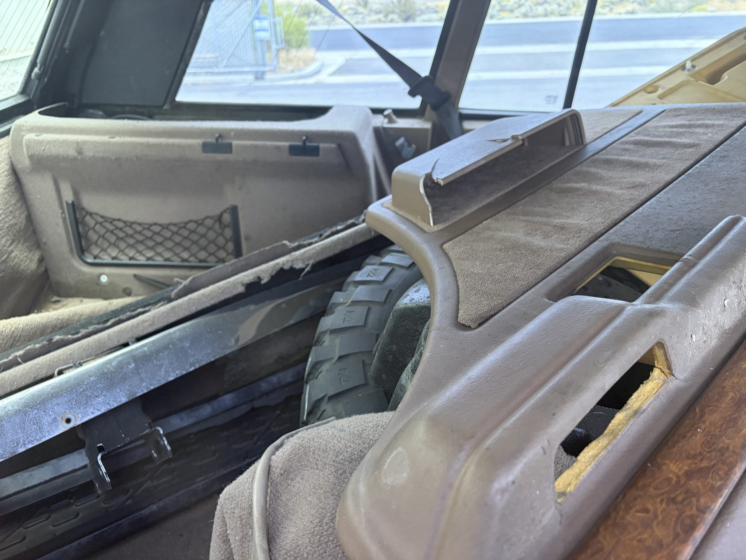 
								1995 Land Rover Range Rover Classic full									
