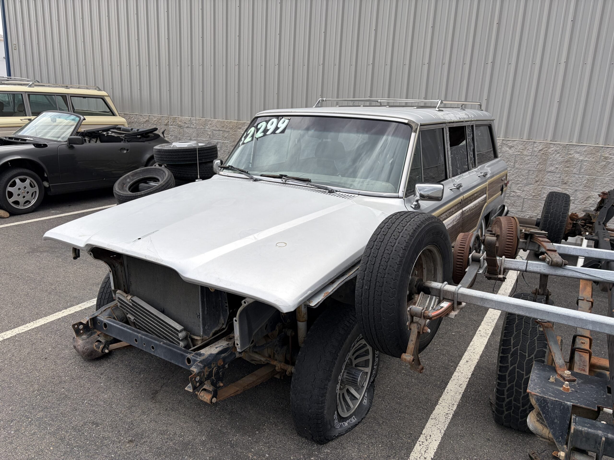 
								1986 Jeep Grand Wagoneer Project full									